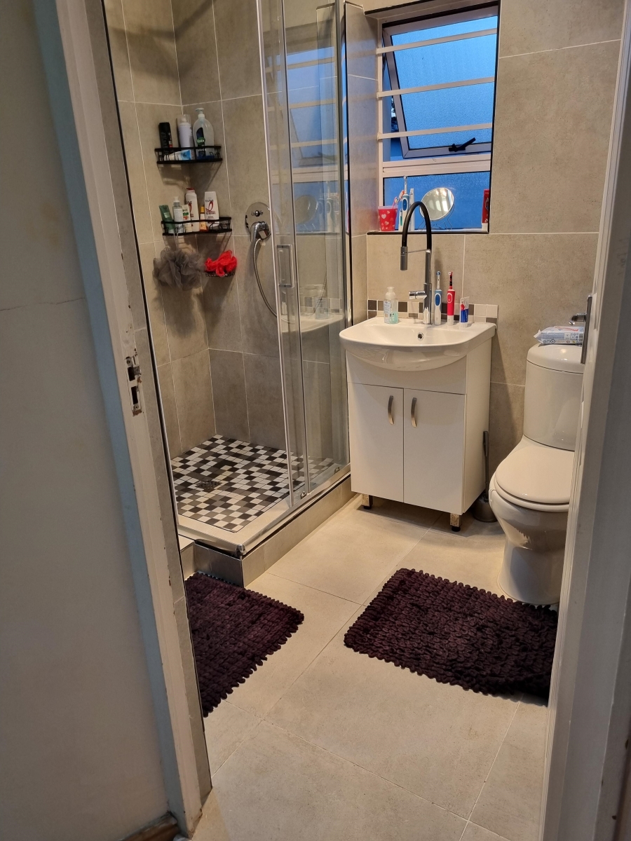 3 Bedroom Property for Sale in Croydon Western Cape